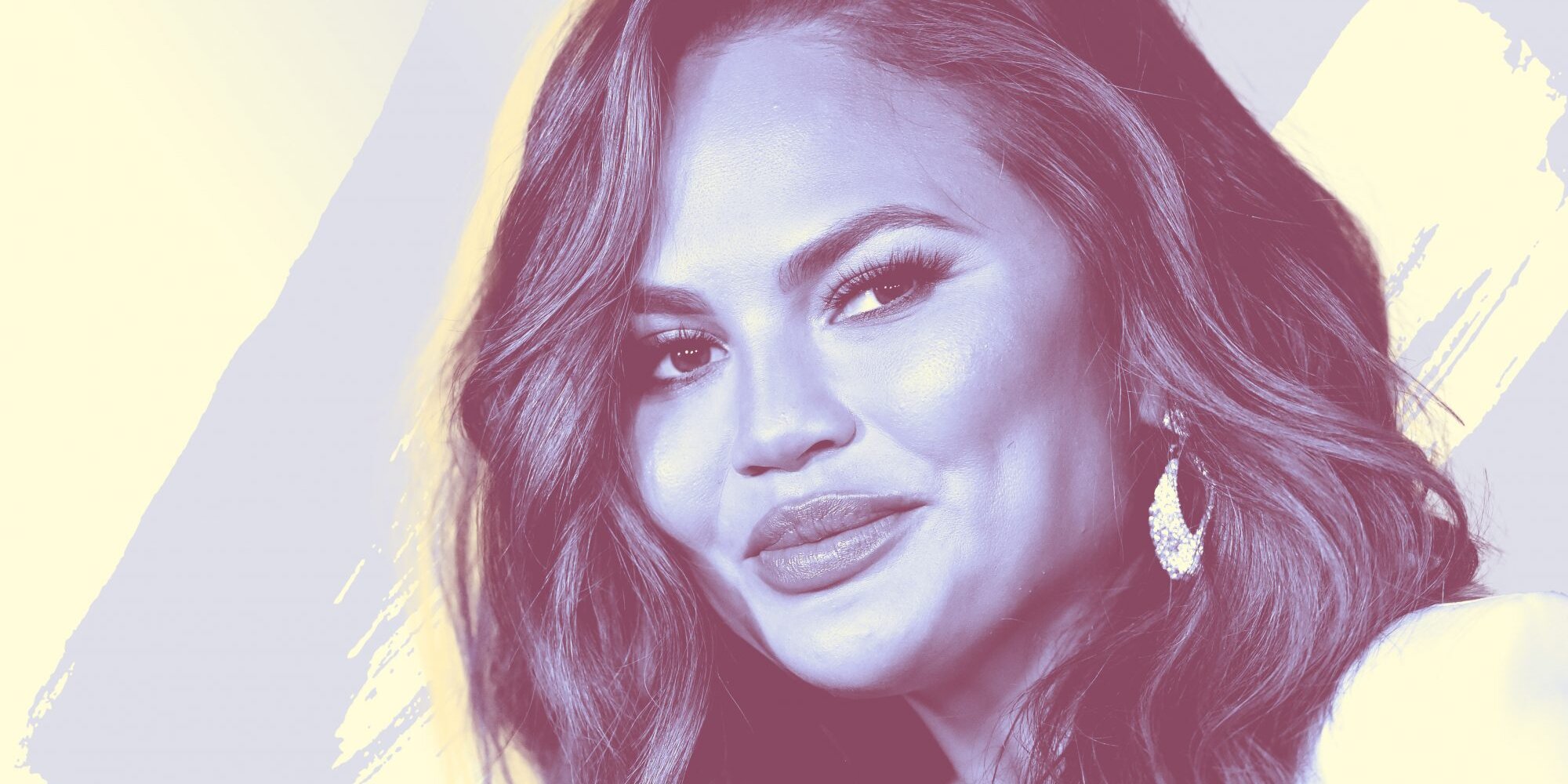 Chrissy Teigen Just Wore the Cutest Alo Yoga Sports Bra—and You Can Get it on Amazon