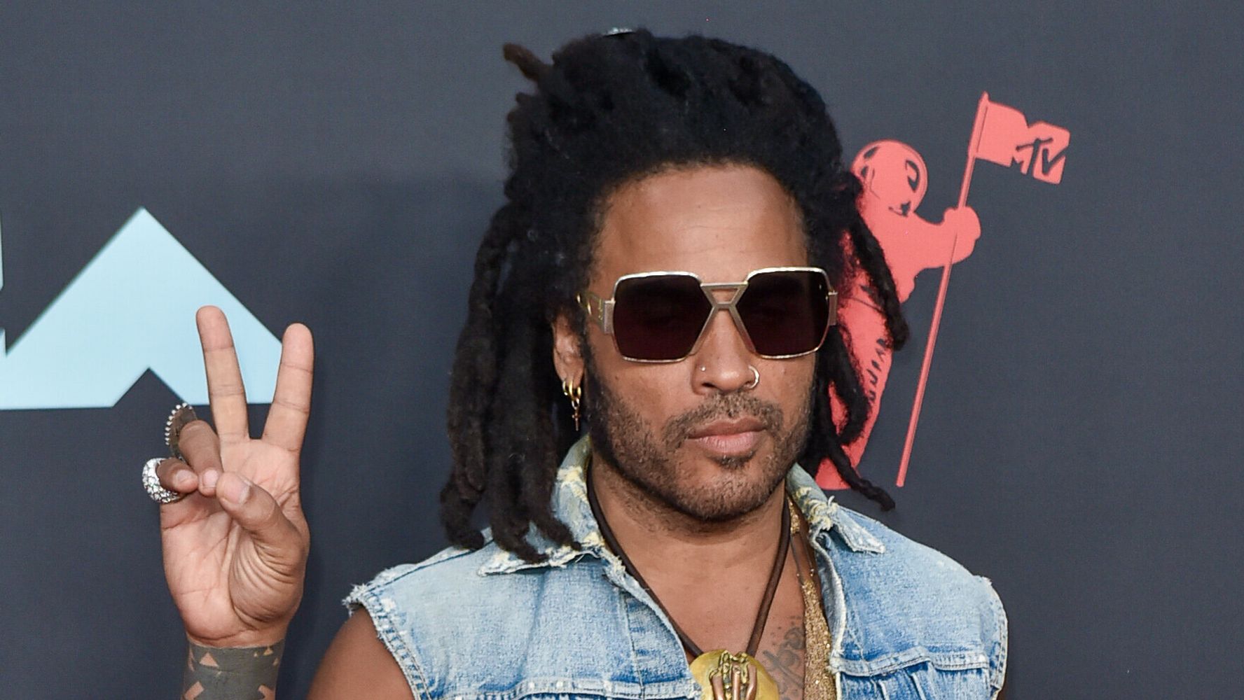 Lenny Kravitz Jokes He’s ‘Ready’ To Star In ‘Magic Mike 3,’ Fans React Predictably