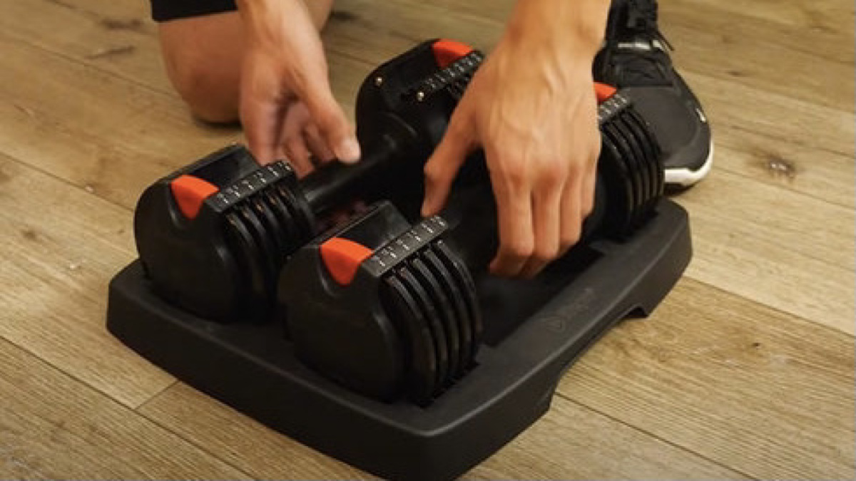 Save 24% on this adjustable dumbbell set that goes from 2.5 to 15 pounds