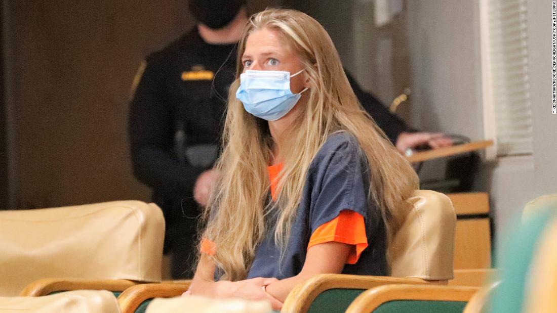 Woman charged with starting California wildfire while trying to boil water