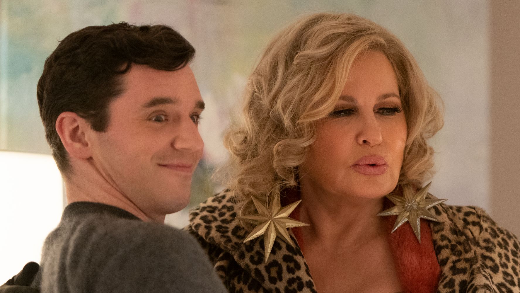 Netflix's 'Single All The Way' Trailer Has Holiday High Jinks And Jennifer Coolidge